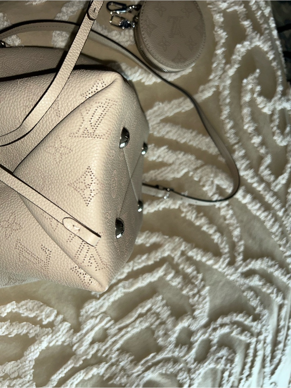 Louis Vuitton mahina Bella Shoulder crossbody Bag & pouch microchip - Picture 15 of 16